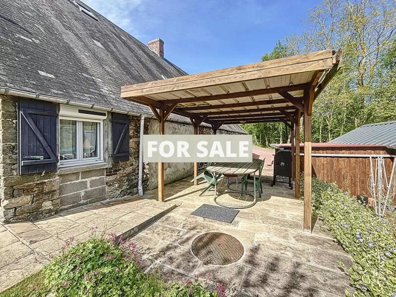 Detached House with Garden