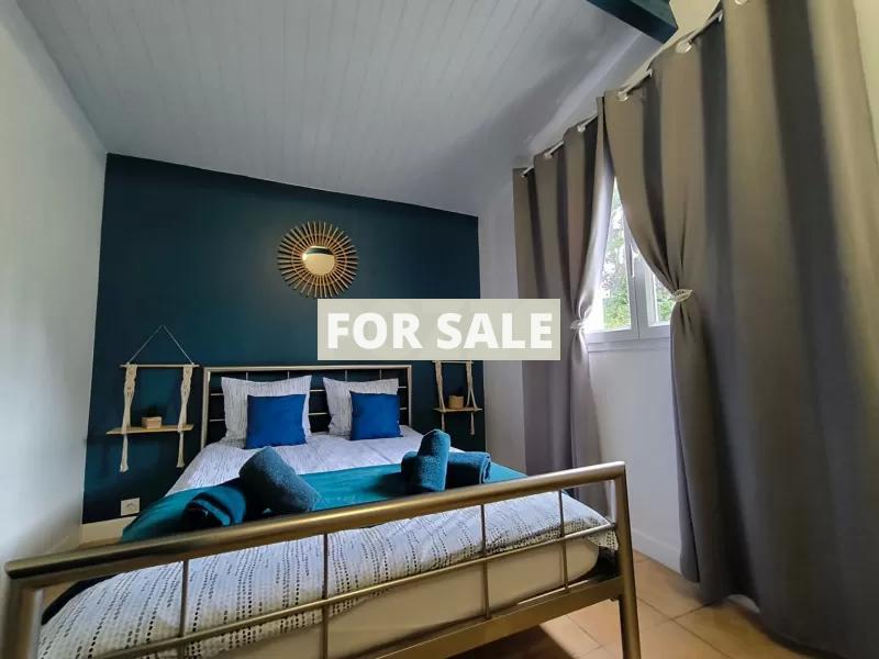 Main House with Glamping Activity in 1.4 Hectares