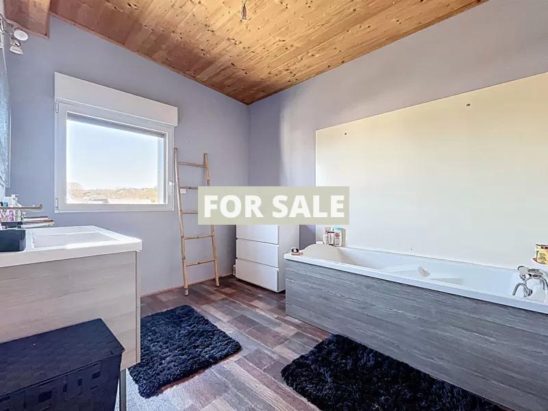Uber Contemporary Detached House