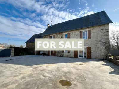 Detached Country House with Outbuilding