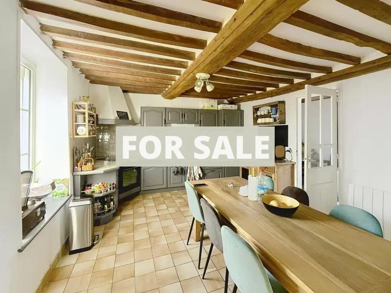 Detached Country House with Outbuilding