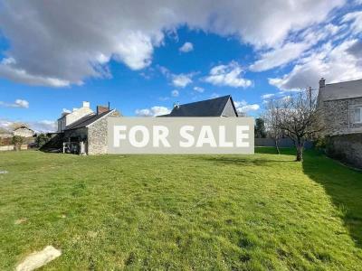 Detached Country House with Outbuilding