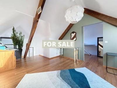 Contemporary Detached House in Coastal Resort