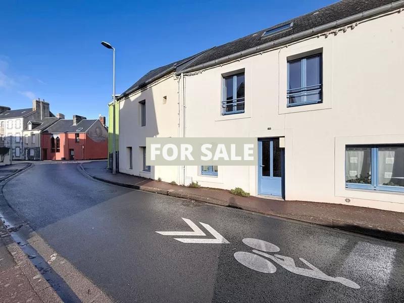 Contemporary Detached House in Coastal Resort