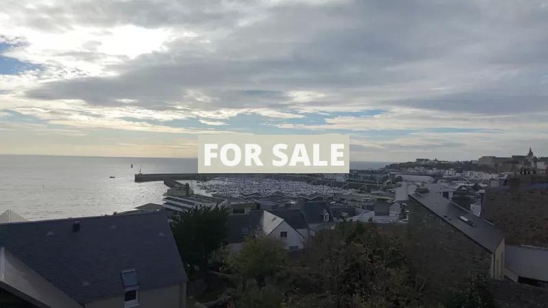 Stunning Villa with Panoramic Sea Views