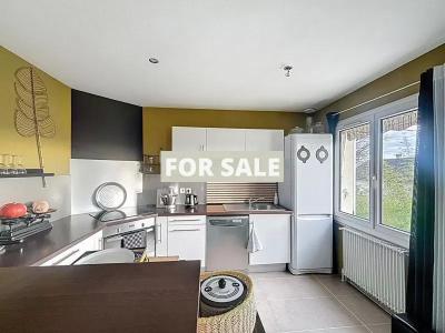 Detached House with Landscaped Garden