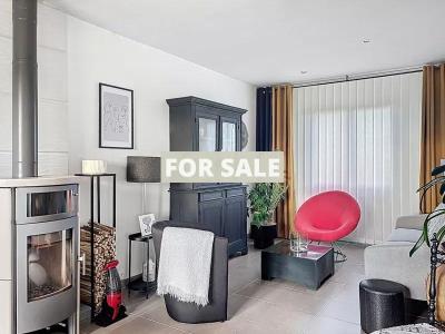 Detached House with Landscaped Garden