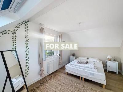 Modern Detached House by the Coast