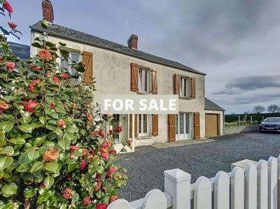Detached House with Garden