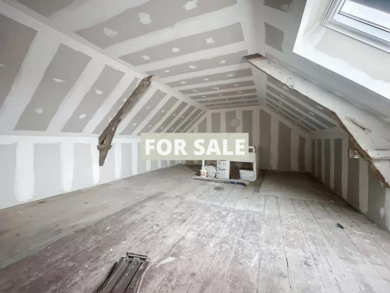 Town House with Nice Garden, Lovely Home