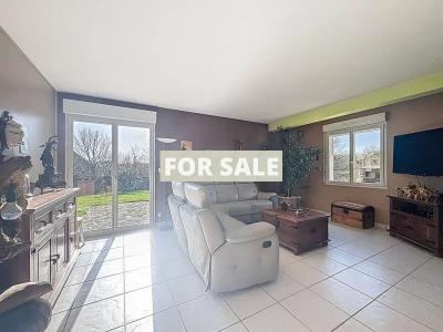 Detached Country House with Outbuilding