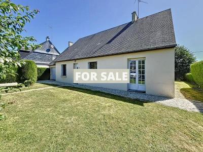 Detached House with Garden