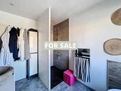 Uber Contemporary Detached House