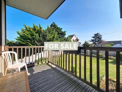 Detached Coastal House with Covered Pool