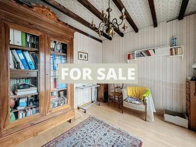 Detached House with Garden 700m from the Sea