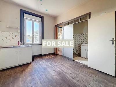 Traditional House with Garden by the Coast