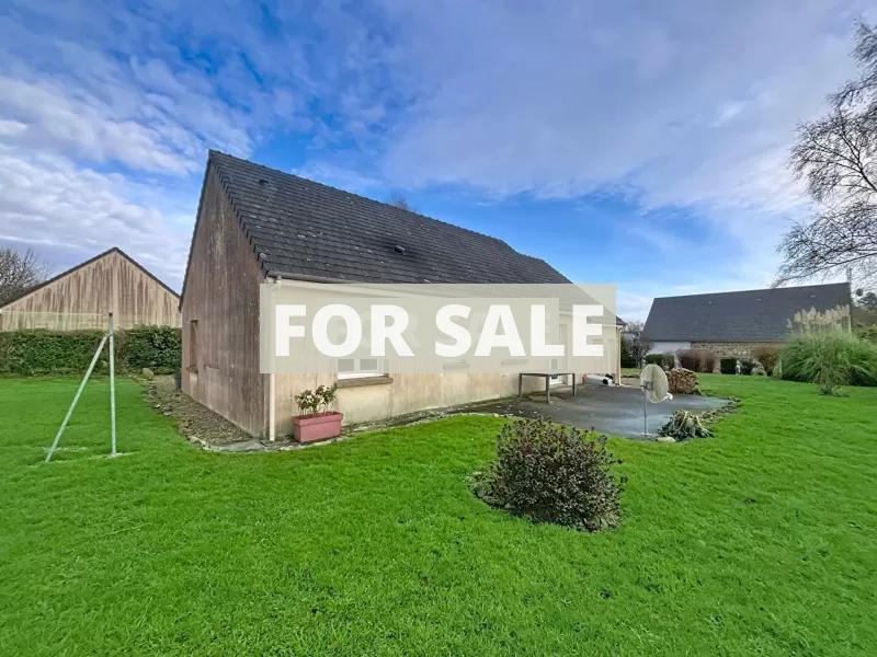 Detached House with Garden