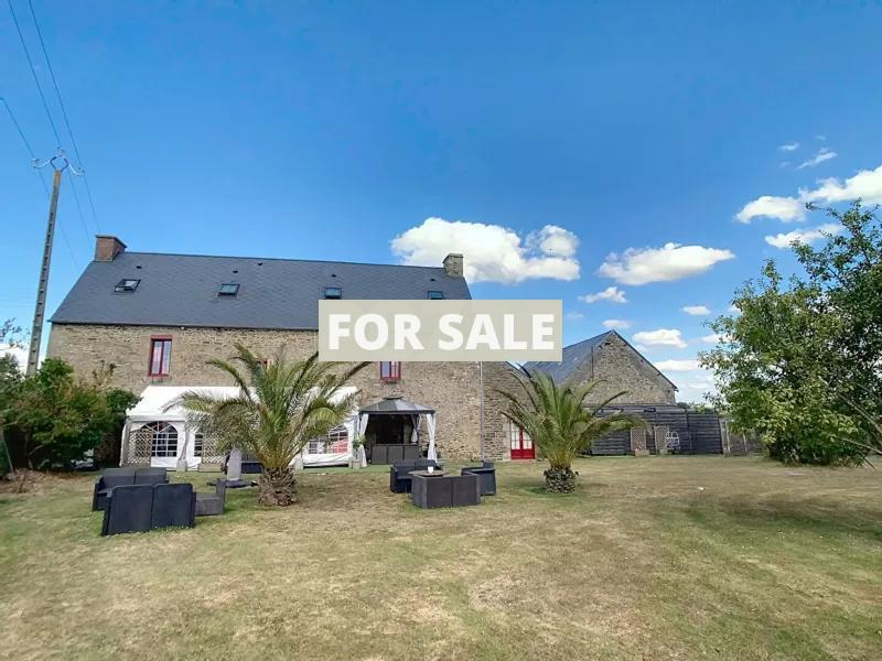 Farm House, Guest Gite and Outbuilding near Mont-St-Michel