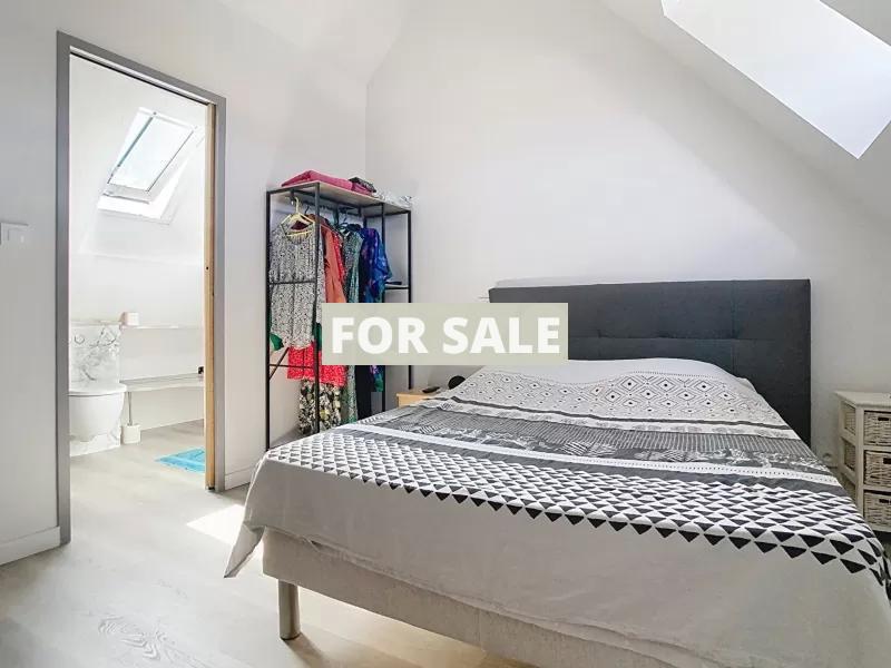 Farm House, Guest Gite and Outbuilding near Mont-St-Michel