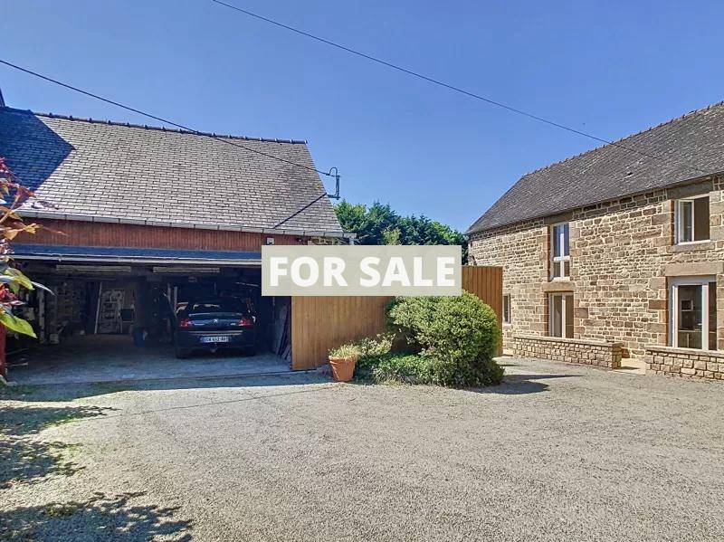 Detached Country House with Outbuilding