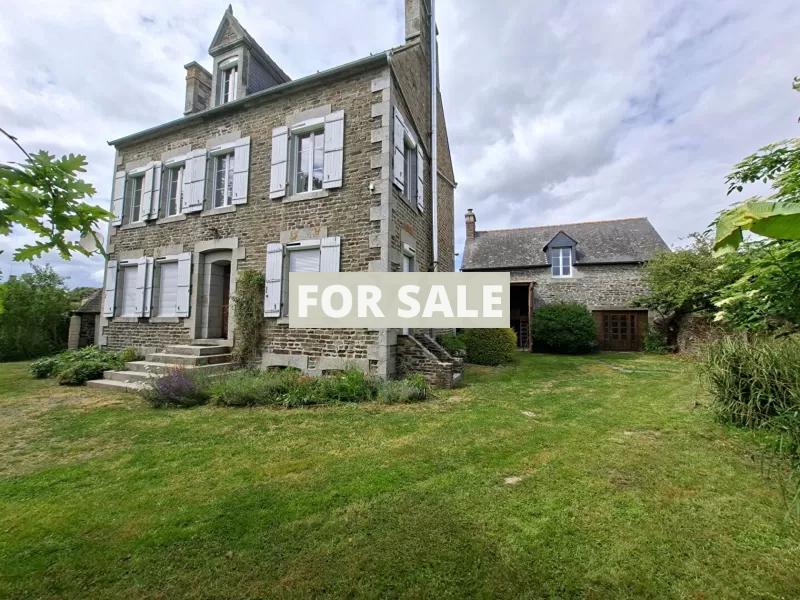 Manor House Style Property with Mature Garden