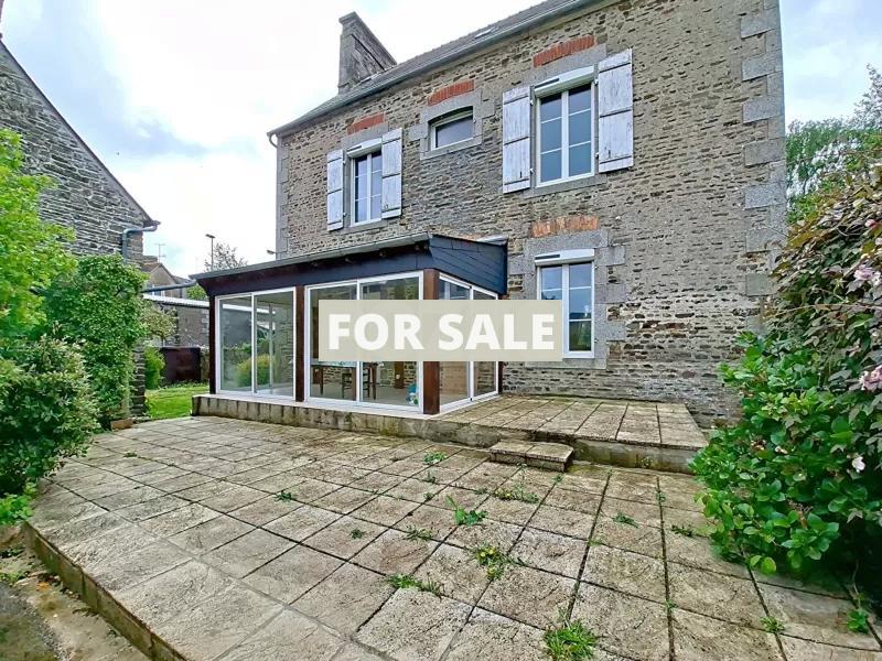Manor House Style Property with Mature Garden