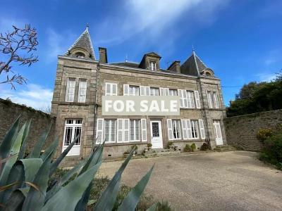 Stunning Manor House Inside and Out