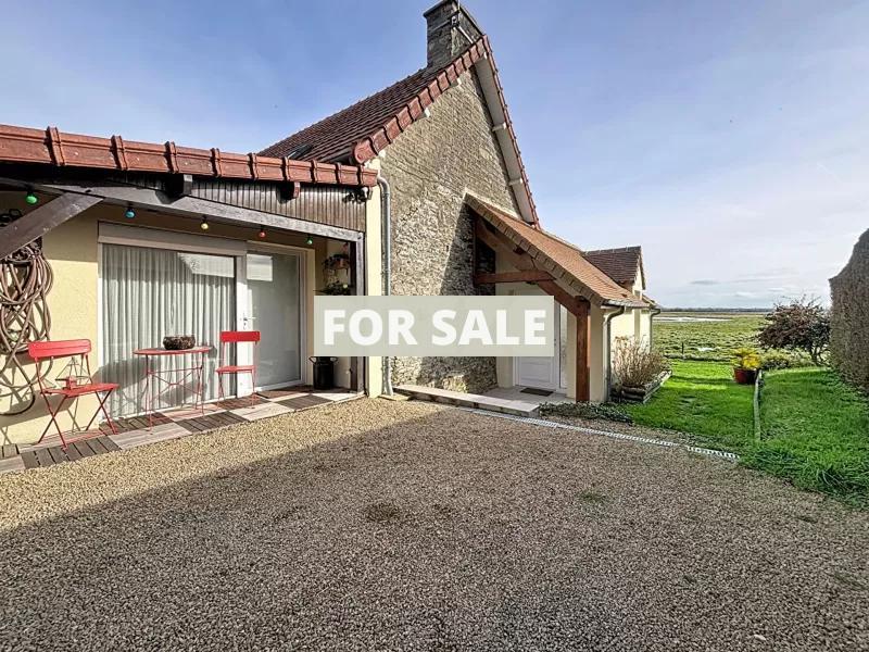 Stunning Detached House with Sea Views