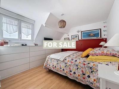 Stunning Detached House with Sea Views