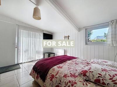 Stunning Detached House with Sea Views