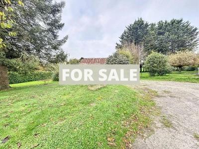 Detached Country House with Outbuilding