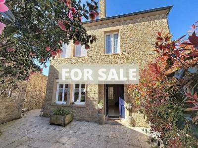 Town House With Courtyard