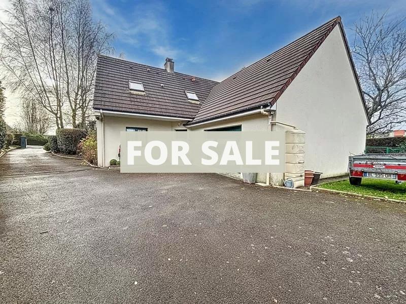 Contemporary Detached House