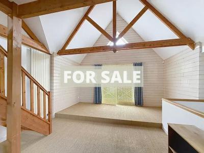 Detached Villa with Swimming Pool