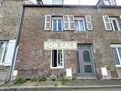 Town House with Neat Garden