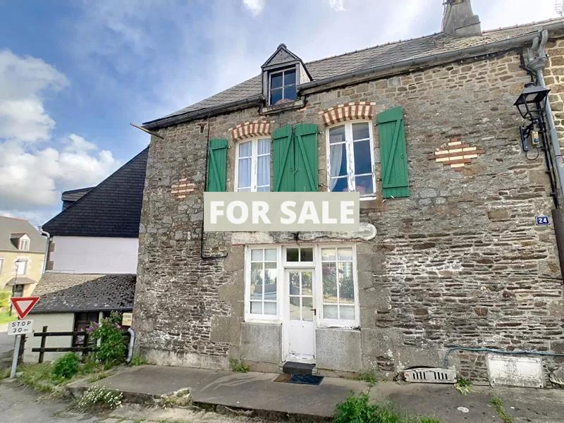 Delightful Cottage Style Property in Pretty Village
