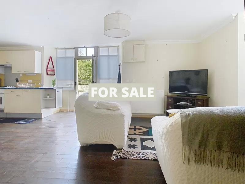 Delightful Cottage Style Property in Pretty Village
