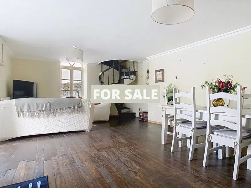 Delightful Cottage Style Property in Pretty Village