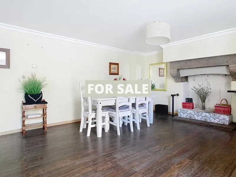 Delightful Cottage Style Property in Pretty Village