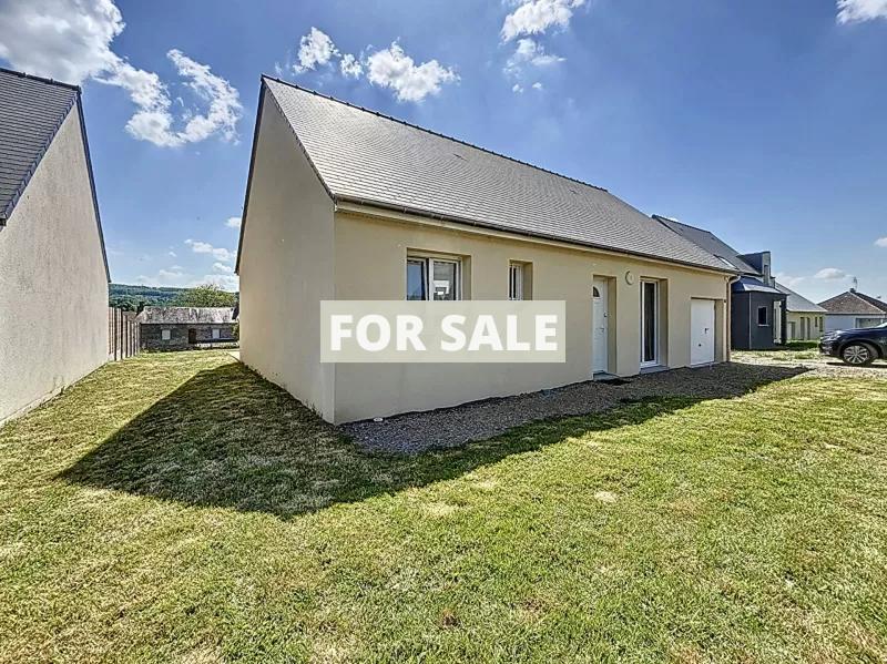 Modern Detached House with Swimming Pool