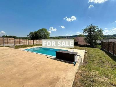 Modern Detached House with Swimming Pool