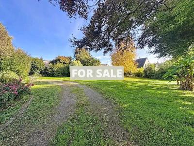 Detached House with Garden by the Coast