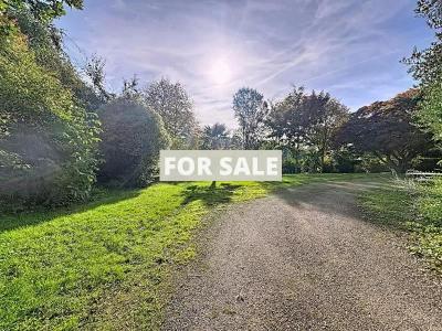 Detached House with Garden by the Coast