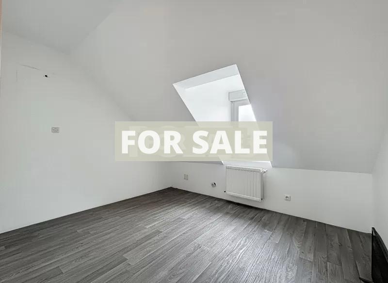 Detached House with Landscaped Garden