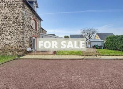 Detached House with Landscaped Garden