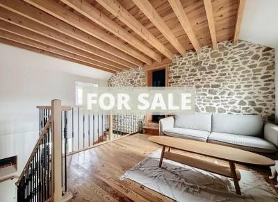 Detached House with Landscaped Garden