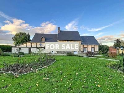 Detached Country House with Landscaped Garden