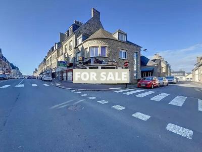 Building in Heart of Market Town