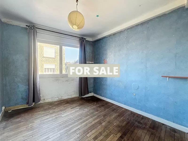 Building in Heart of Market Town