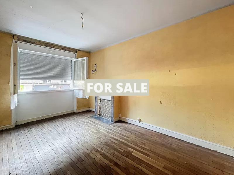 Building in Heart of Market Town